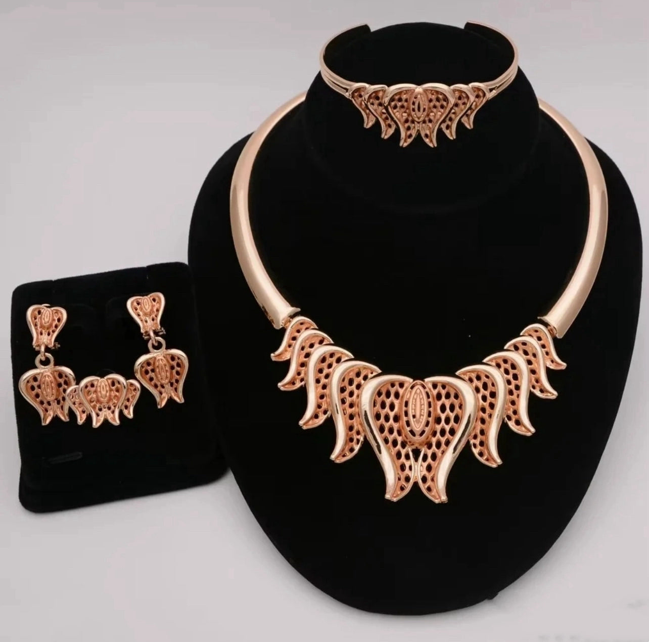 4 Piece Fashion Jewelry