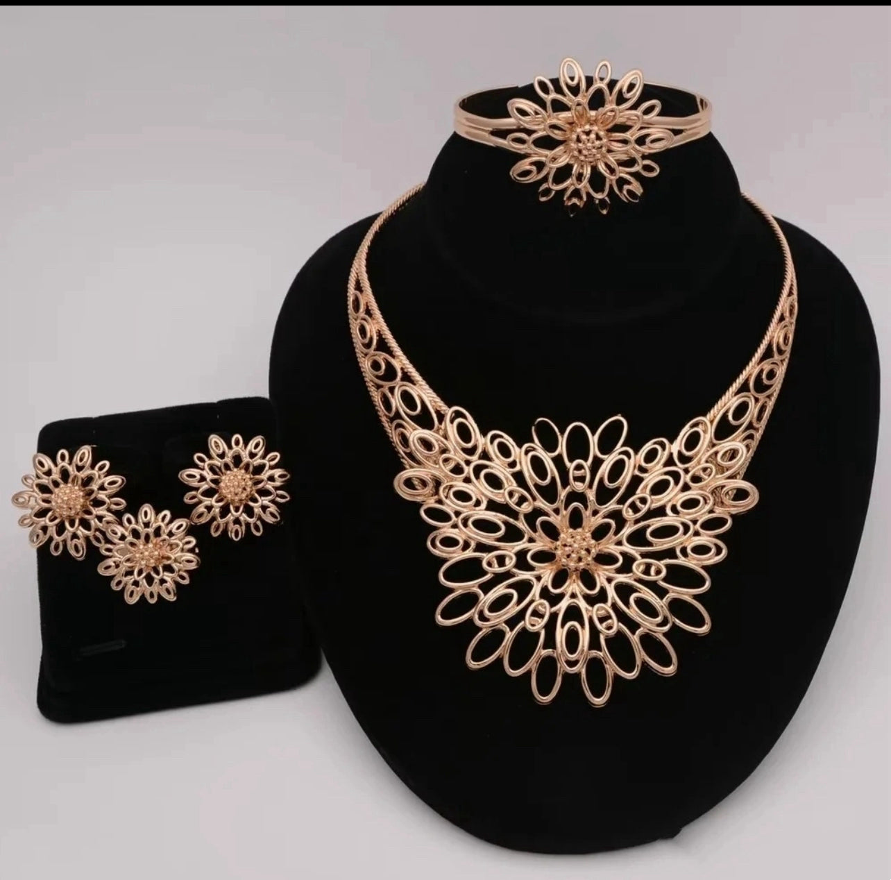 4 Piece Fashion Jewelry