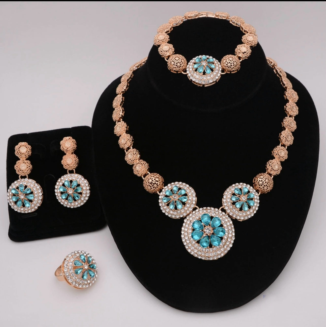 4 Piece Fashion Jewelry