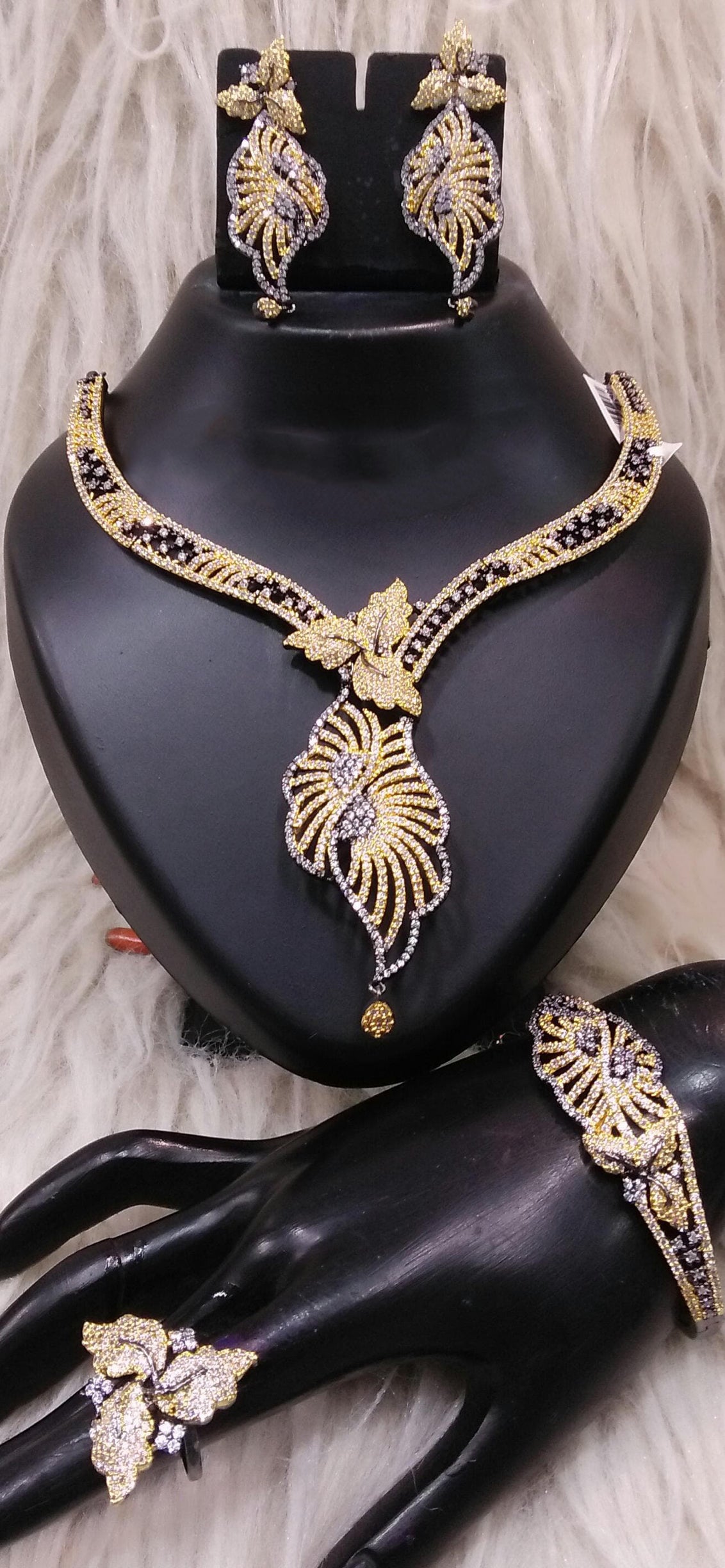 4 Piece High Quality Indian Fashion Jewelry