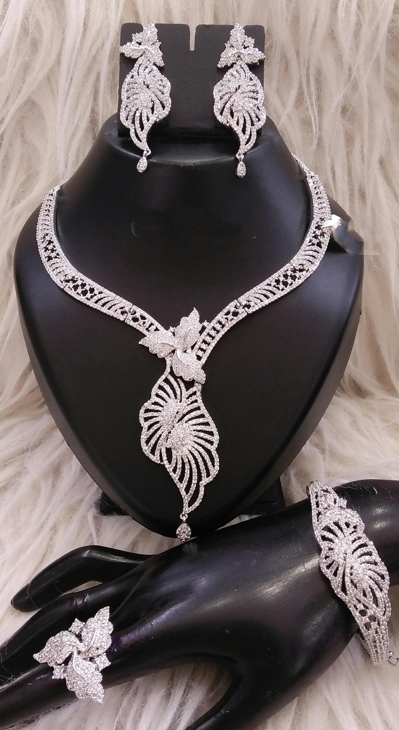 4 Piece High Quality Indian Fashion Jewelry