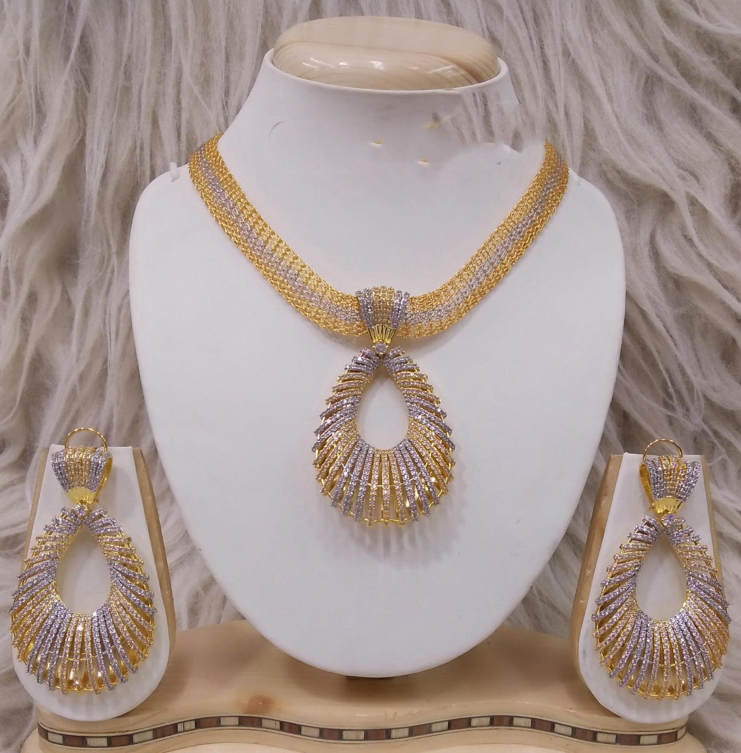 4 Piece High Quality Indian Fashion Jewelry