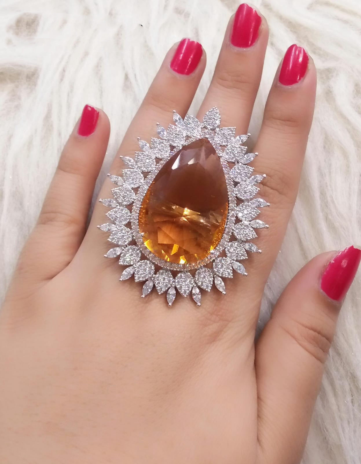 Hand crafted Heart Shaped Fashion Ring