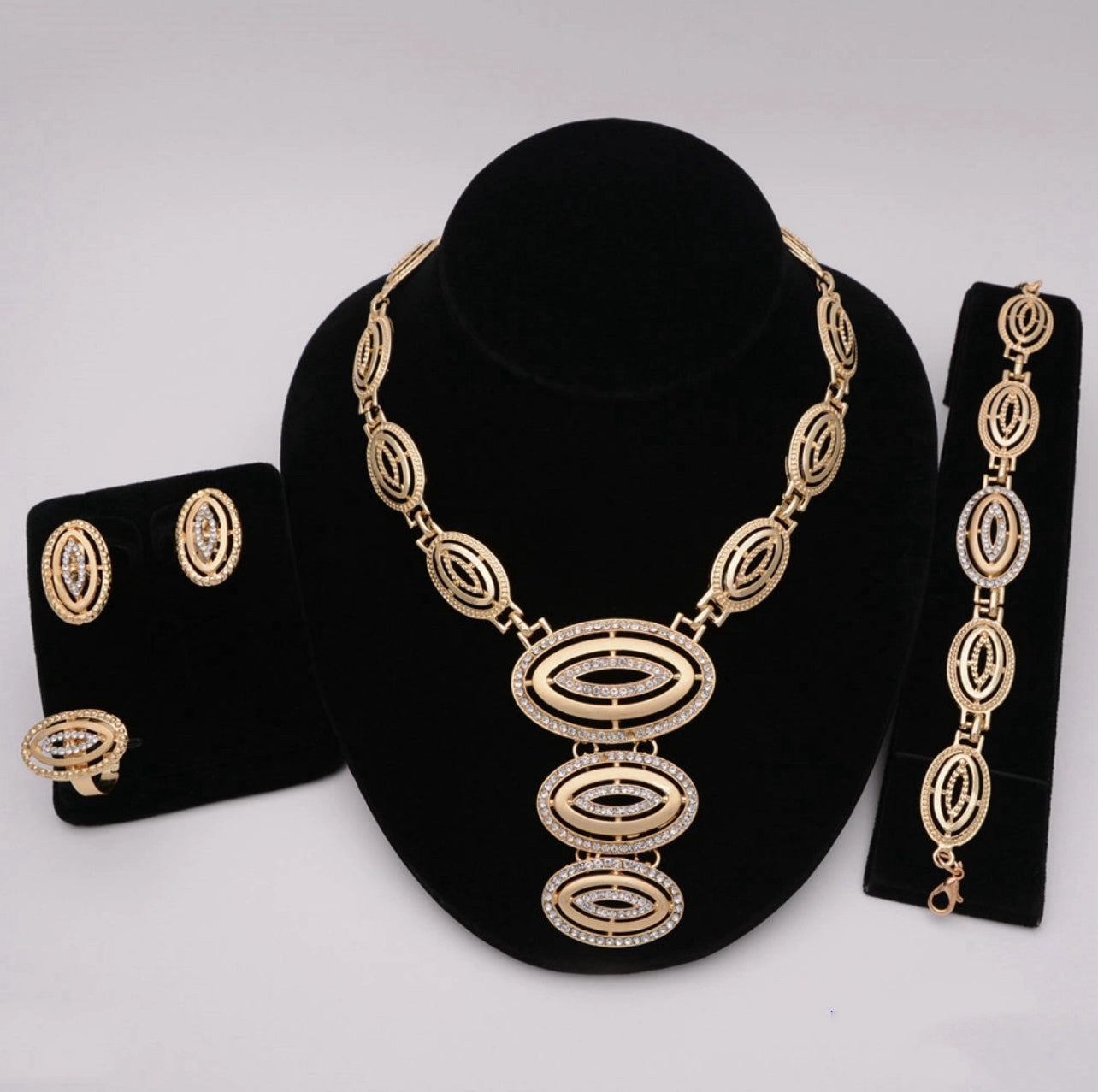 4 Piece Fashion Jewelry