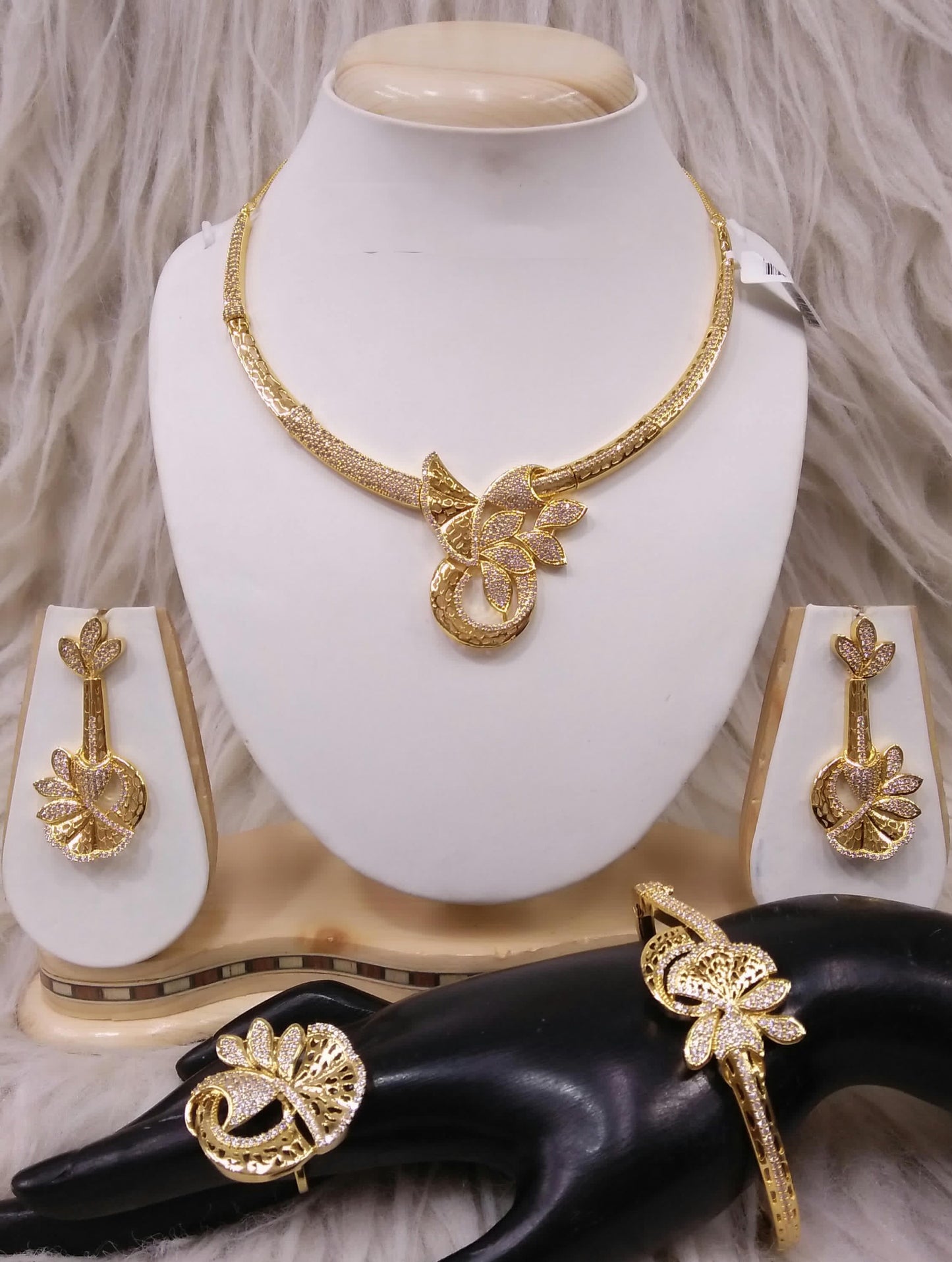 4 Piece High Quality Indian Fashion Jewelry