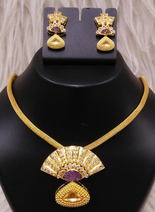 Indian 18 Karat Gold Polished Fashion Jewelry Set