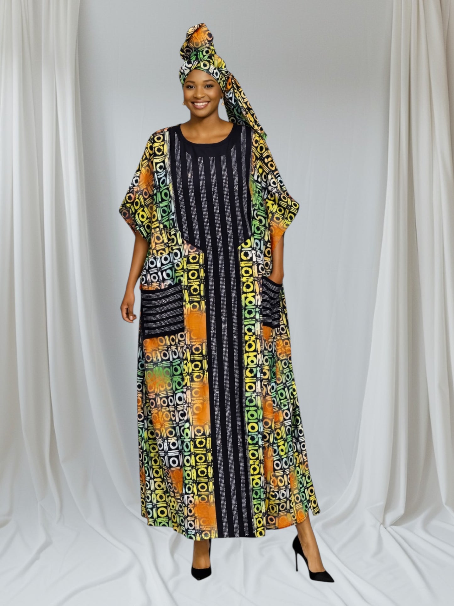 CRZ Kaftan With Silver Rhinestone Embellishment With Front Pocket 136